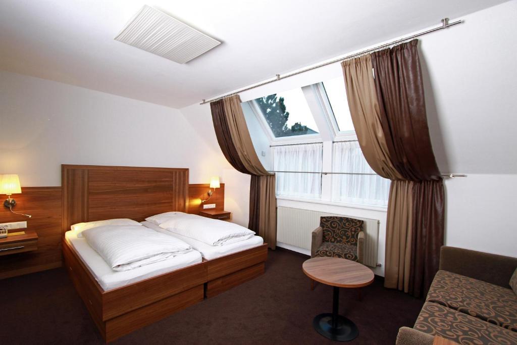 Pension Am Kurpark Wien Rom bilde